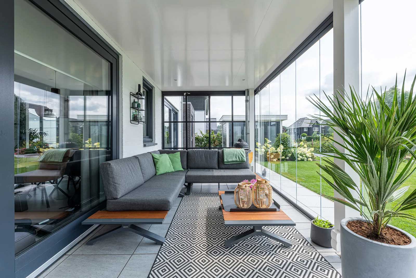 Glazen-draai-vouwsysteem-en-Steel-ART-Eerwolde-Metalura-10-12