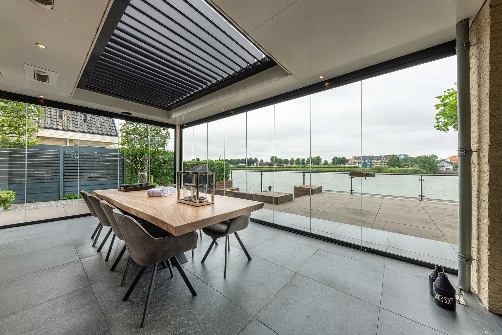 Glazen-draai-vouwsysteem-Krimpen-Metalura-10-11