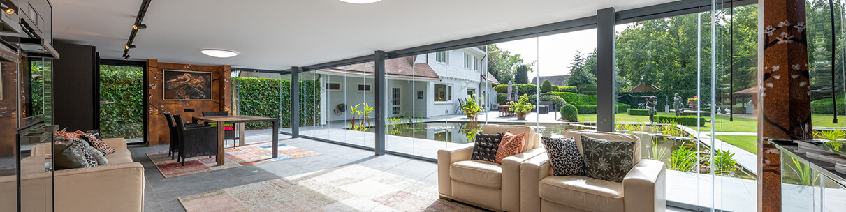 glazen-draai-vouwsysteem-loon-op-zand-metalura-4