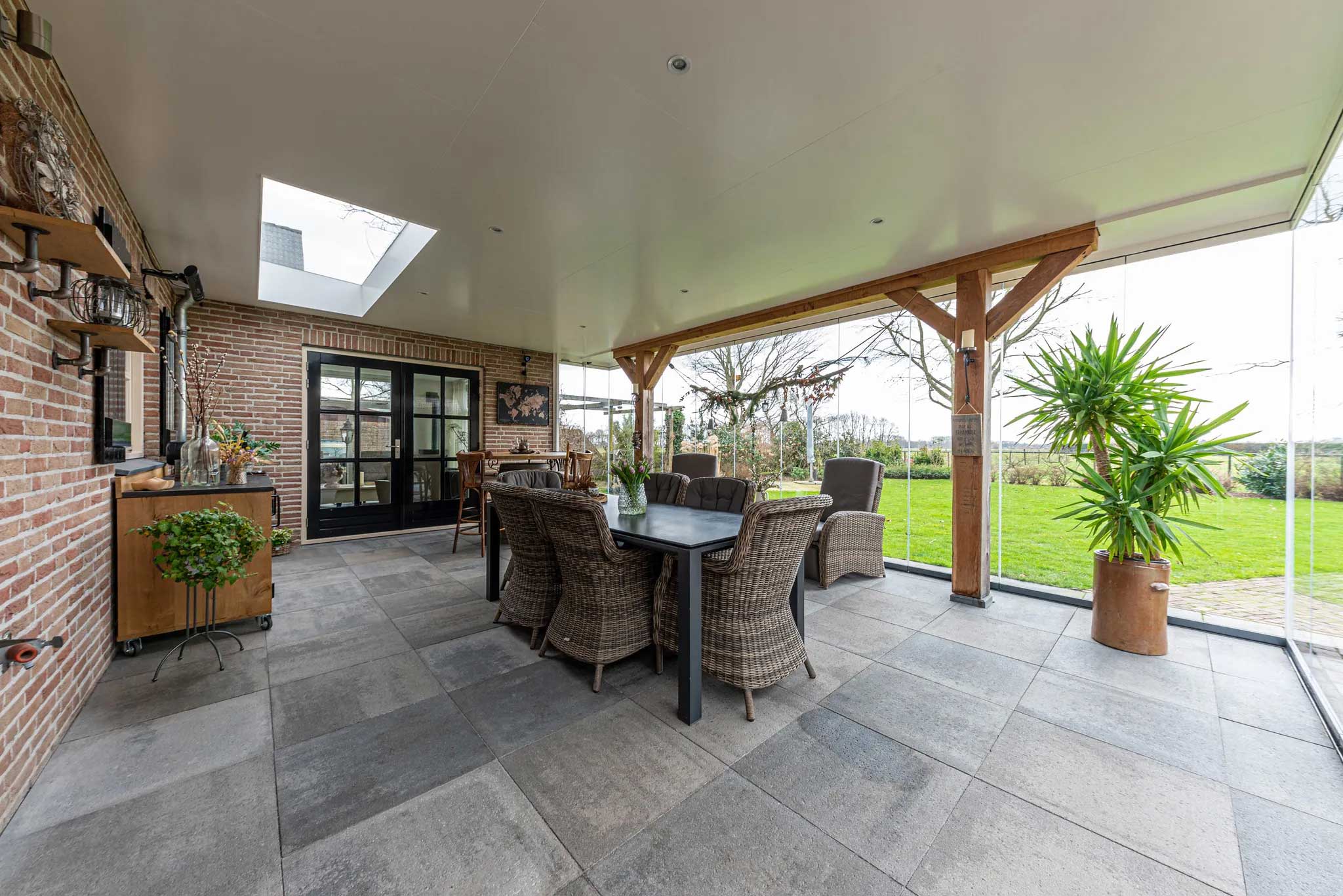 Glazen-draai-vouwsysteem-Oosteind-Metalura-10