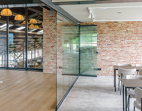 glazen-wandsystemen-rhenen-metalura-3