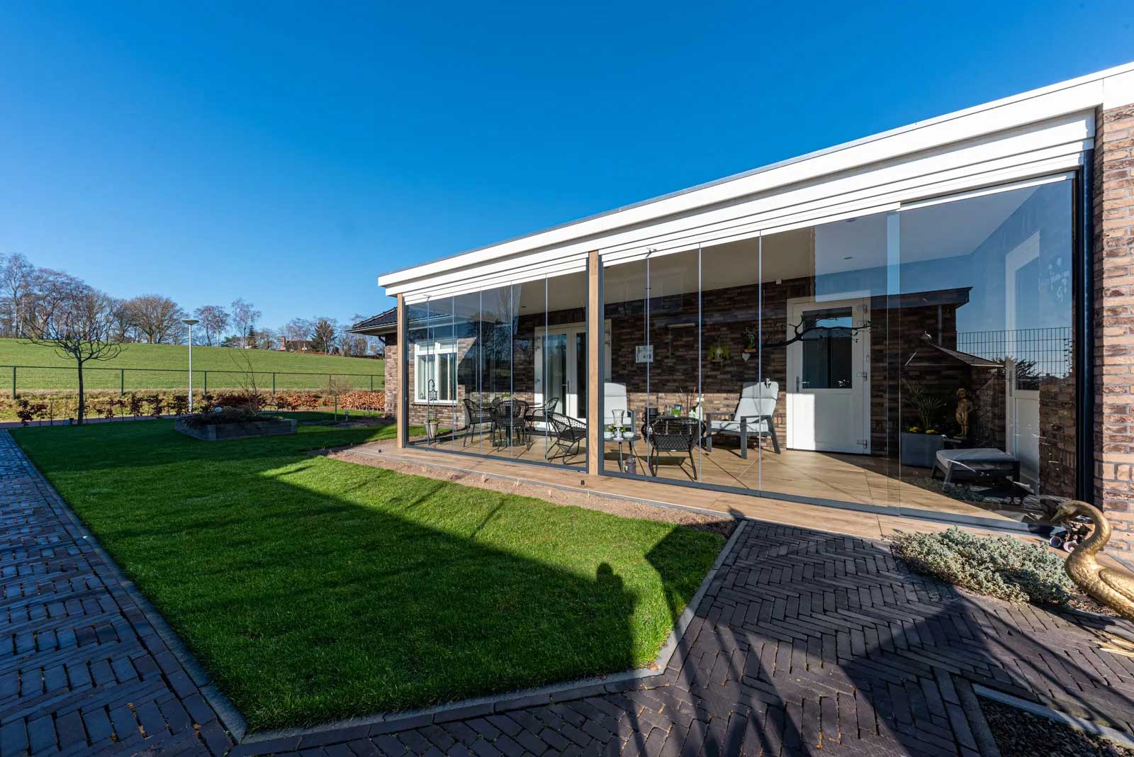 Glazen-Wandsystemen-Zeddam-Metalura-10-11