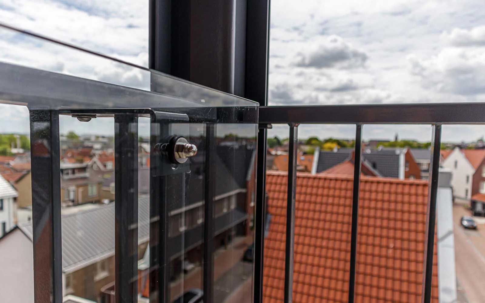metalura_balkonbeglazing-bunschoten_03-1