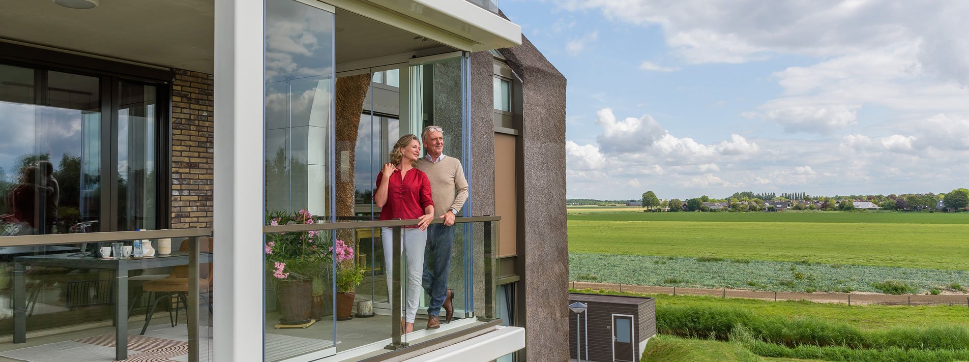 Balkonbeglazing-steenbergen-metalura-hero