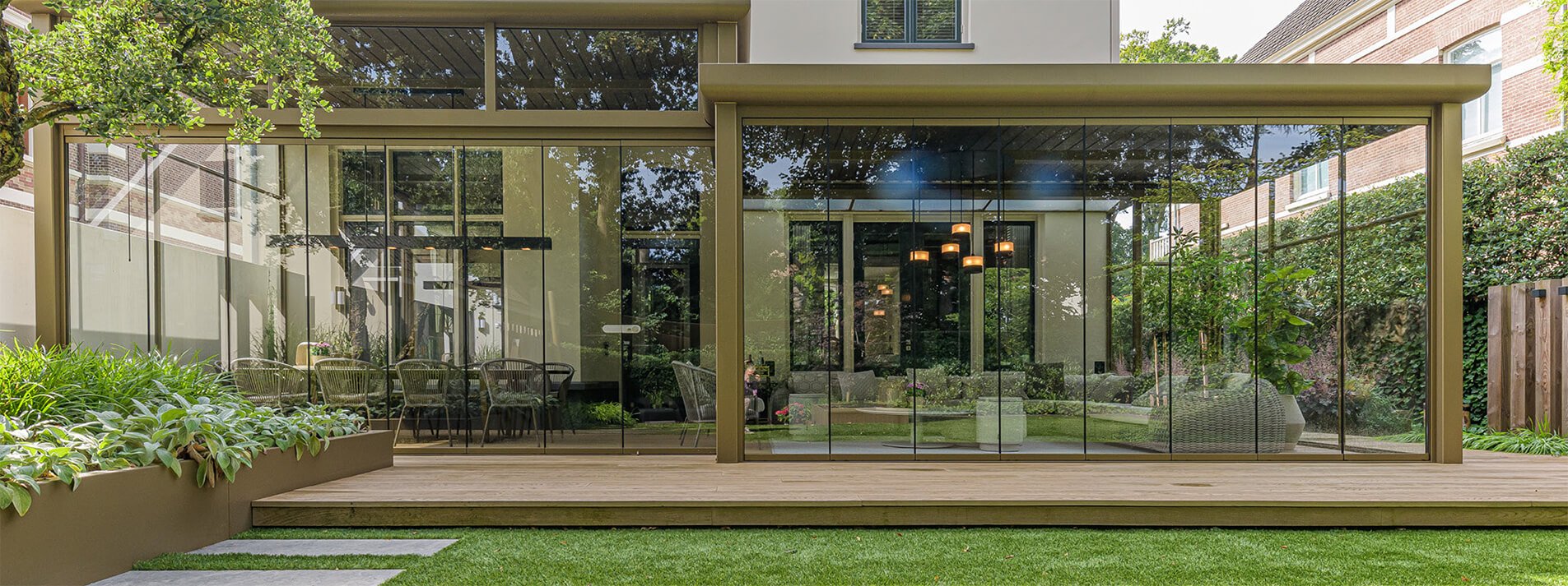 glazen-draai-vouwsysteem-apeldoorn-metalura-hero