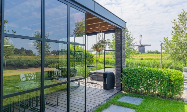 steellook glazen schuifwand veranda