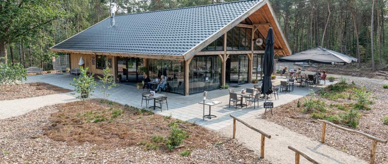 Glazen-Wandsystemen-Nijverdal-Metalura-3