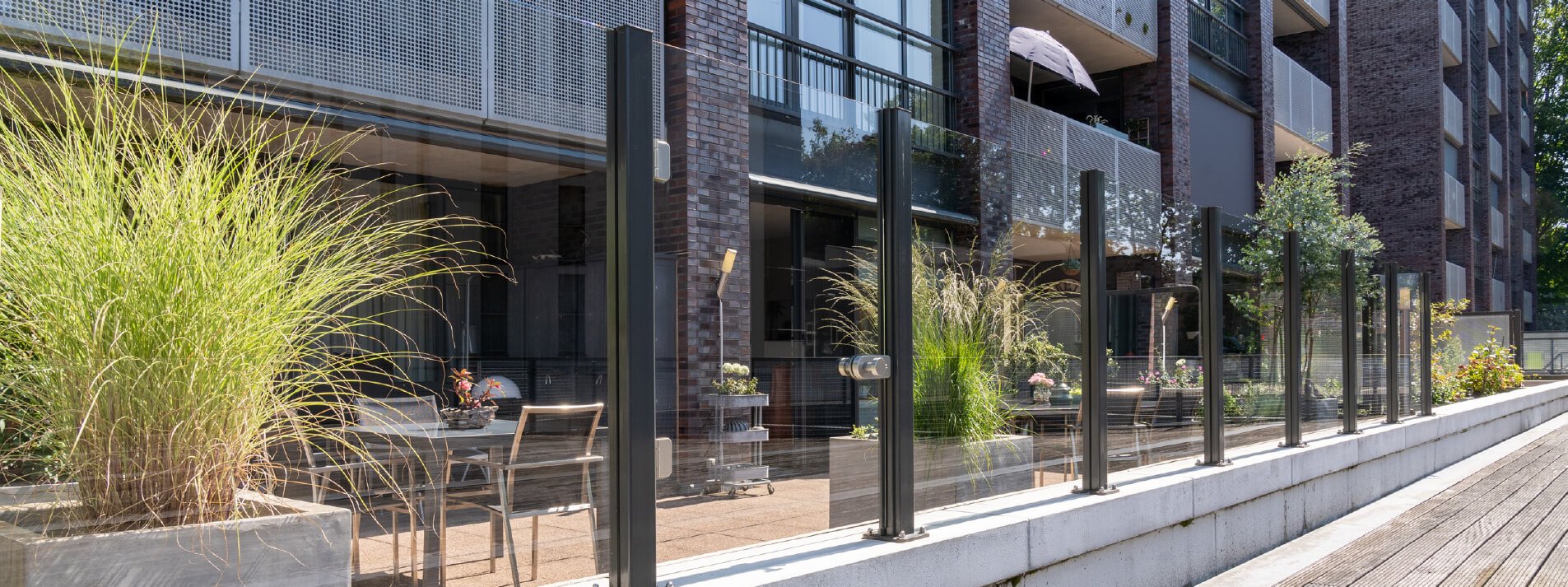 glazen-windschermen-tilburg-metalura-hero