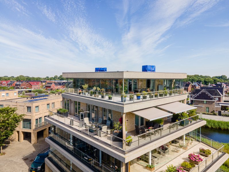 Groen balkon metalura