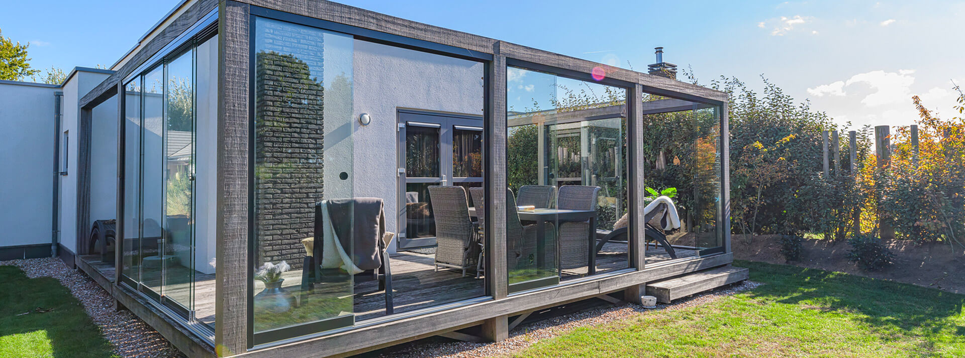 Tuinhuis met overkapping glas 