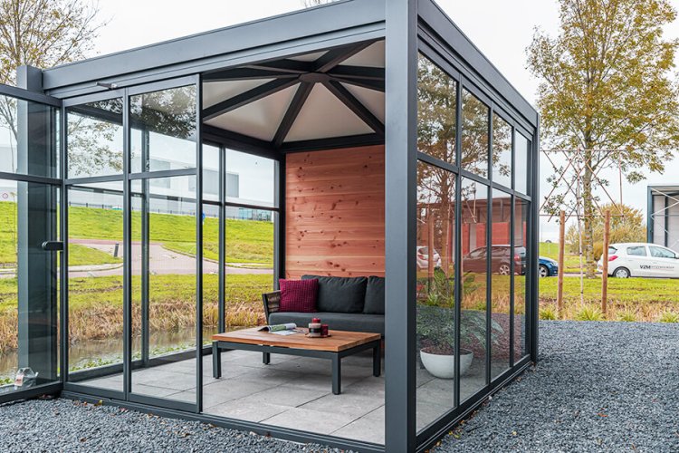 Vrijstaande overkapping