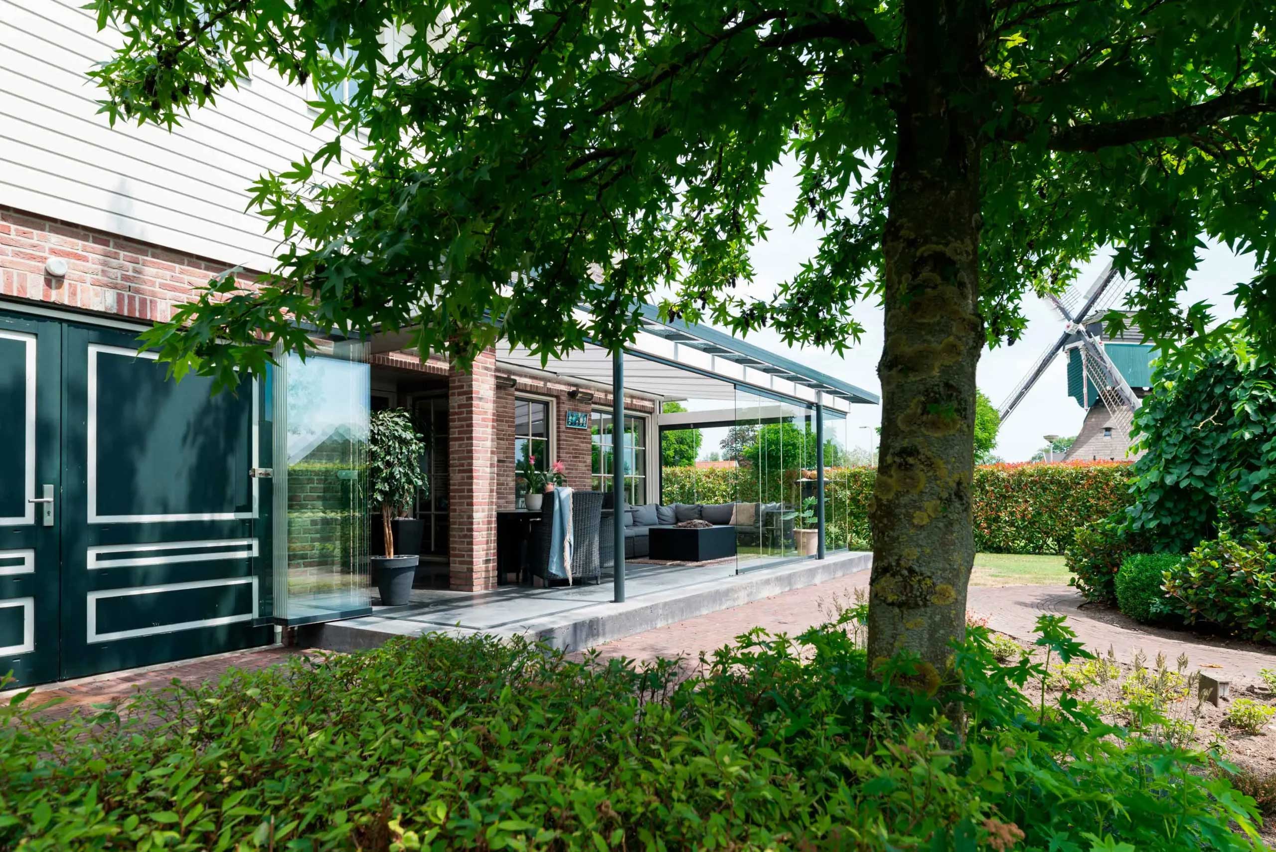 Tuinkamer-De-Luxe-Bleskensgraaf-Metalura-6